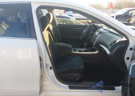 2015 Nissan Altima 2.5 S из США, поврежденный, VIN 1N4AL3APXFN304396